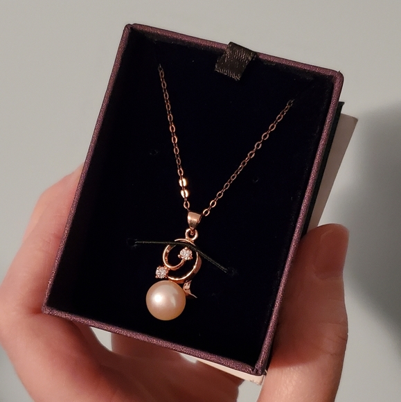 PO White Pearl Cubic Zirconia Edna Necklace - Picture 3 of 15